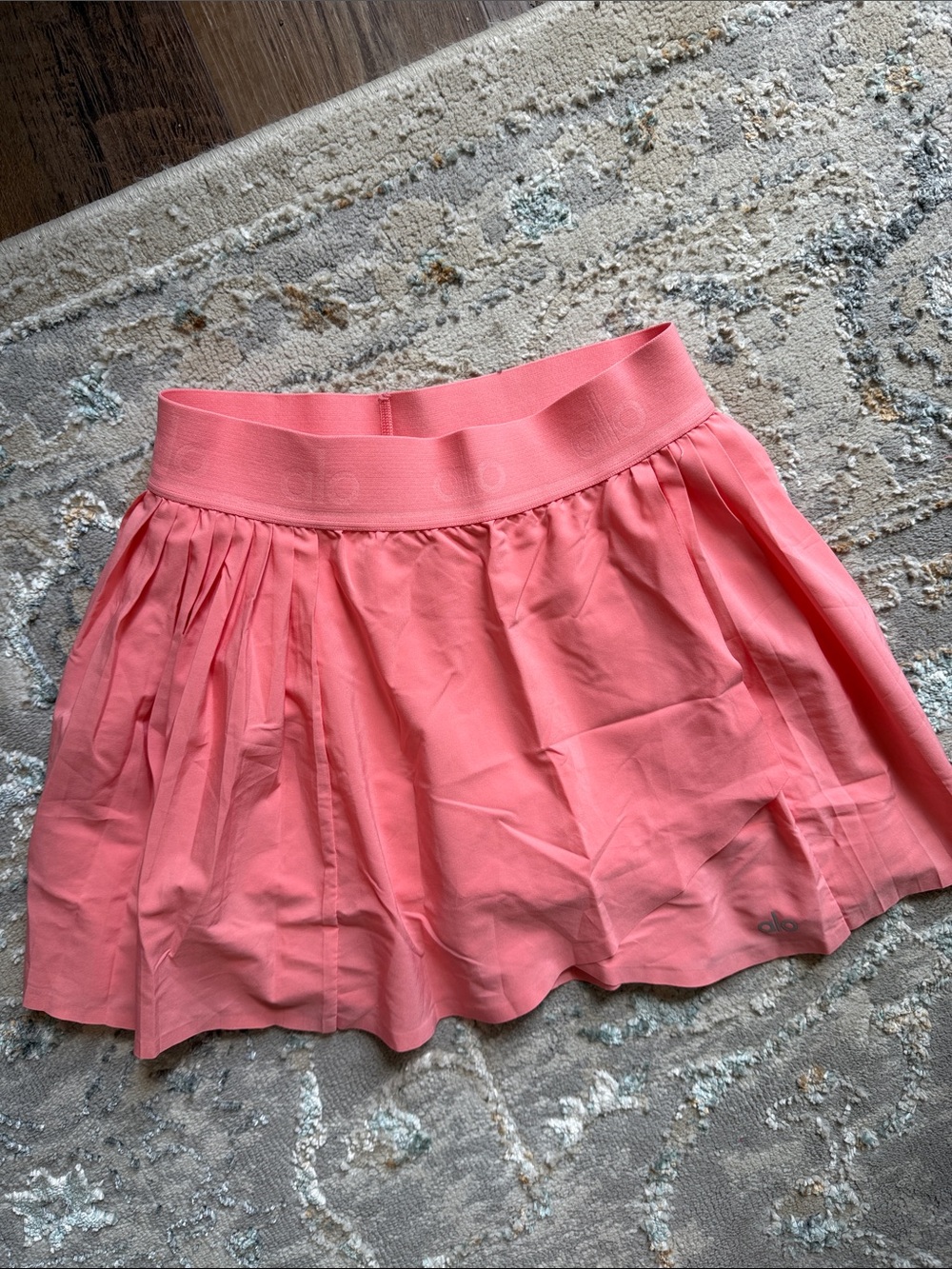 Alo yoga pleated skirt